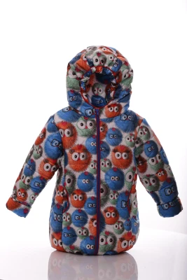 kurtka-na-sinteponi-dlya-divchinki-babykroha-z-printom-pushistikiv-yevro-bila