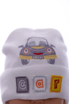 Шапка вязка для мальчика на трикотаже Car белая