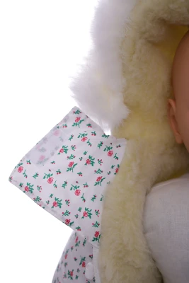 Комбинезон на меху для девочки Babykroha с принтом маленьких розочек белый