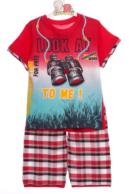 futbolka-bridzhi-look-4